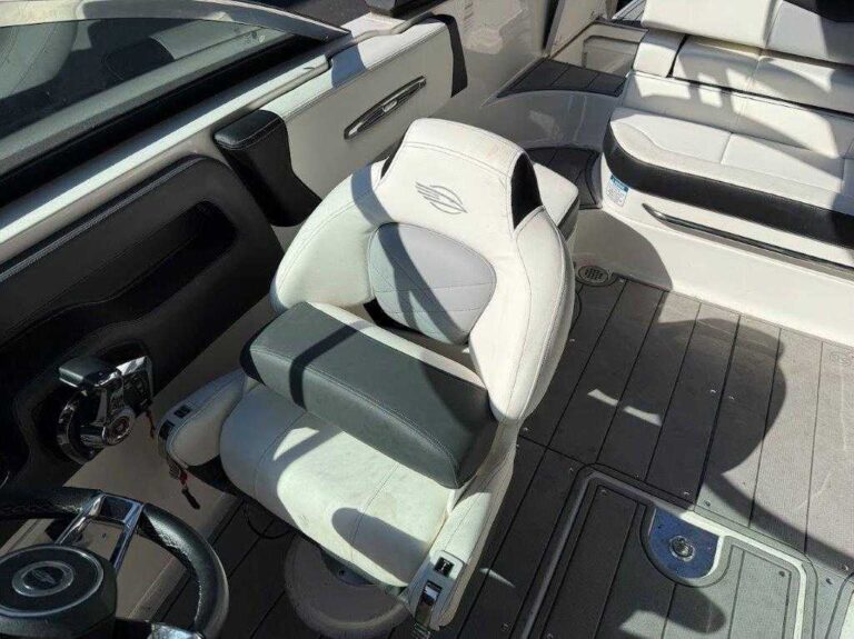 2023 Chaparral 247SSX US-FGB60249F323 [photo 13]